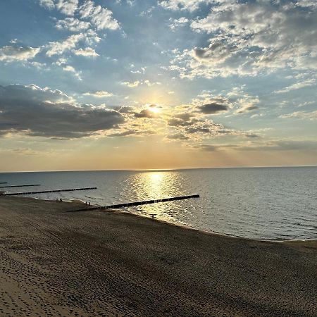 Hawaii Beach Lounge, Loft Z Jacuzzi I Tarasem - Sloneczne Tarasy W Porta Mare, Dziwnówek Dış mekan fotoğraf